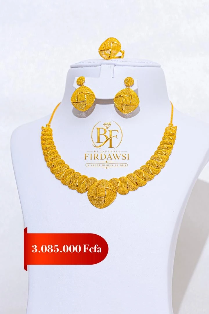 Ensemble collier boucle d’oreilles bague India 21k en Or, image 1